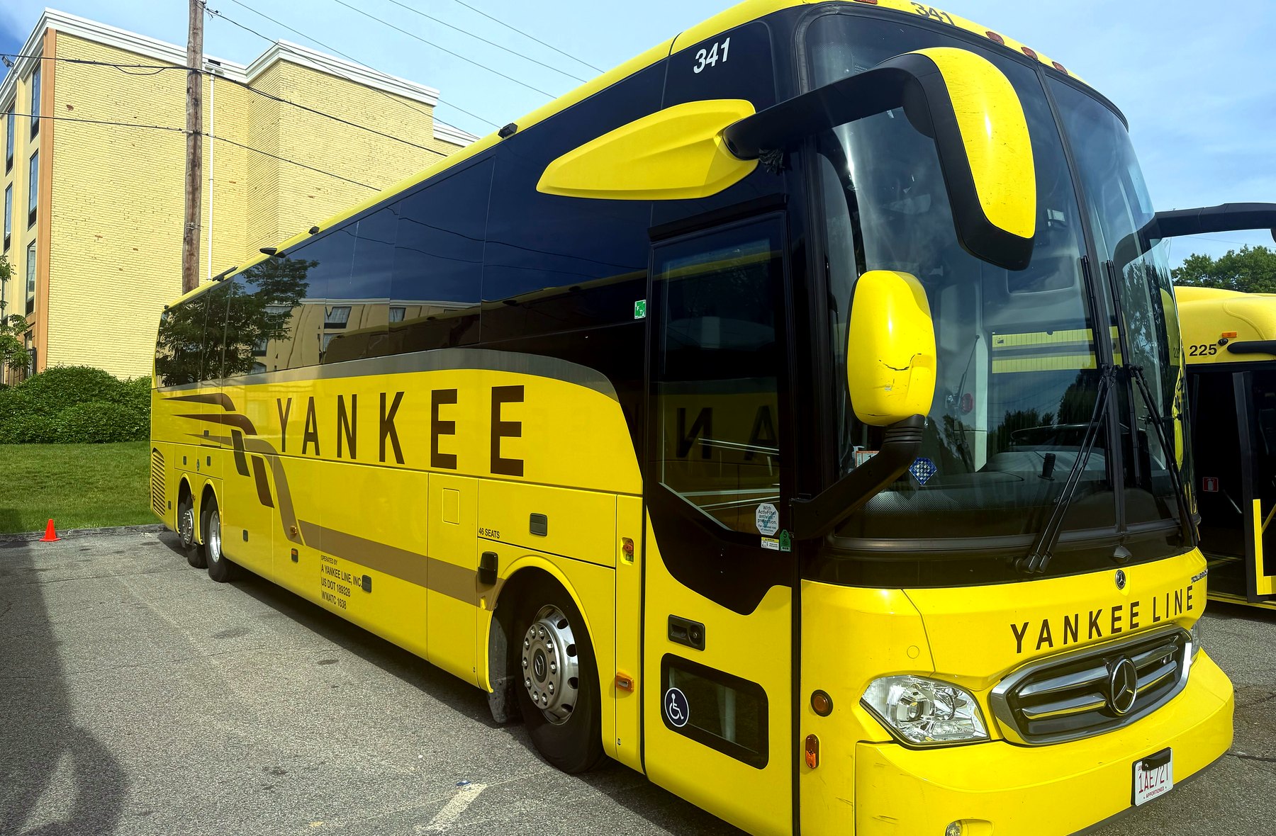 Yankee Line 56 passenger motorcoach