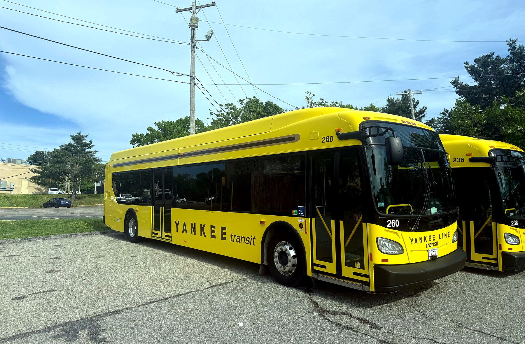 Yankee Line transit bus service